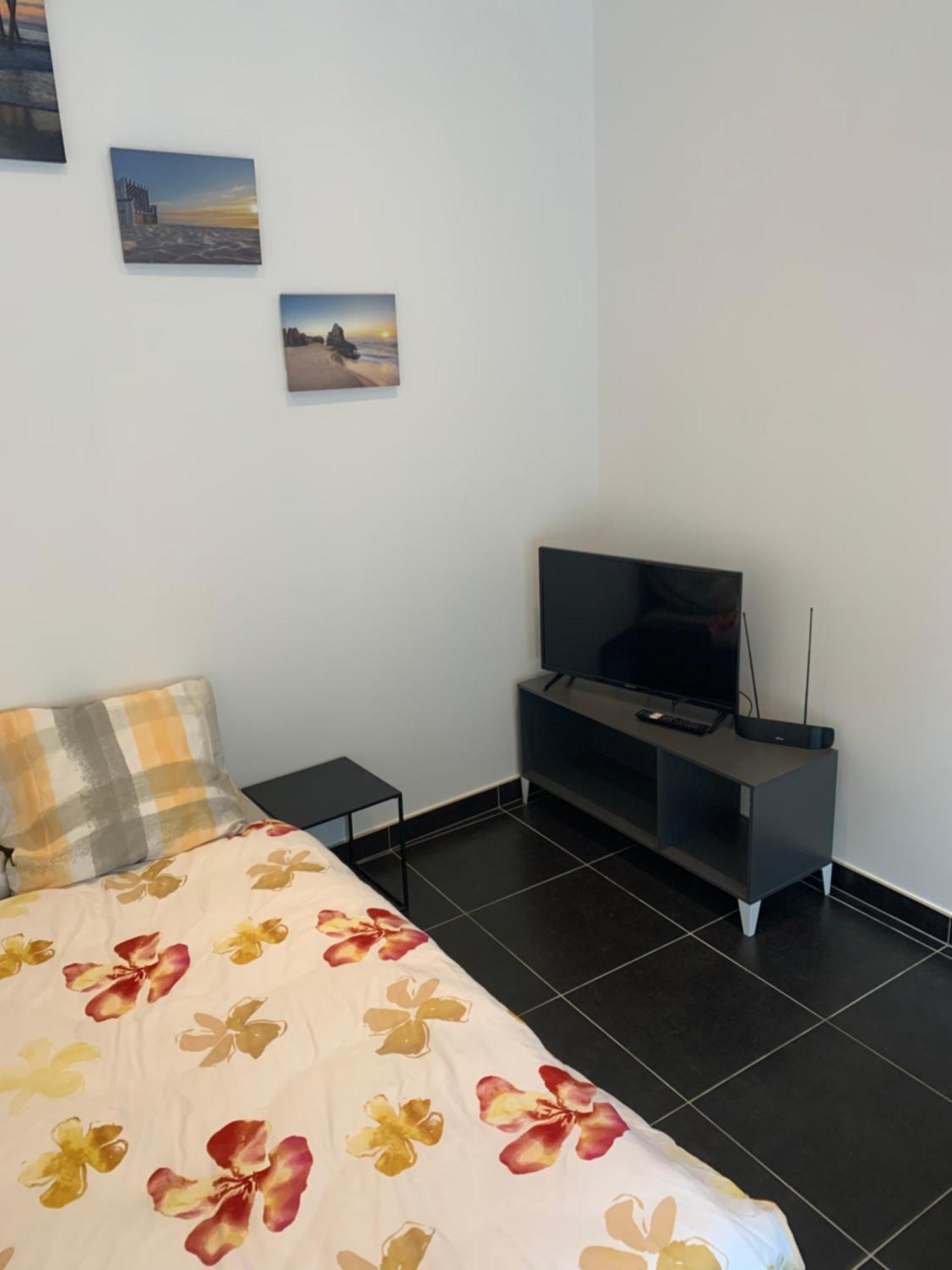 Jolie Maisonnette Avec Terrasse Nancy Centre Экстерьер фото